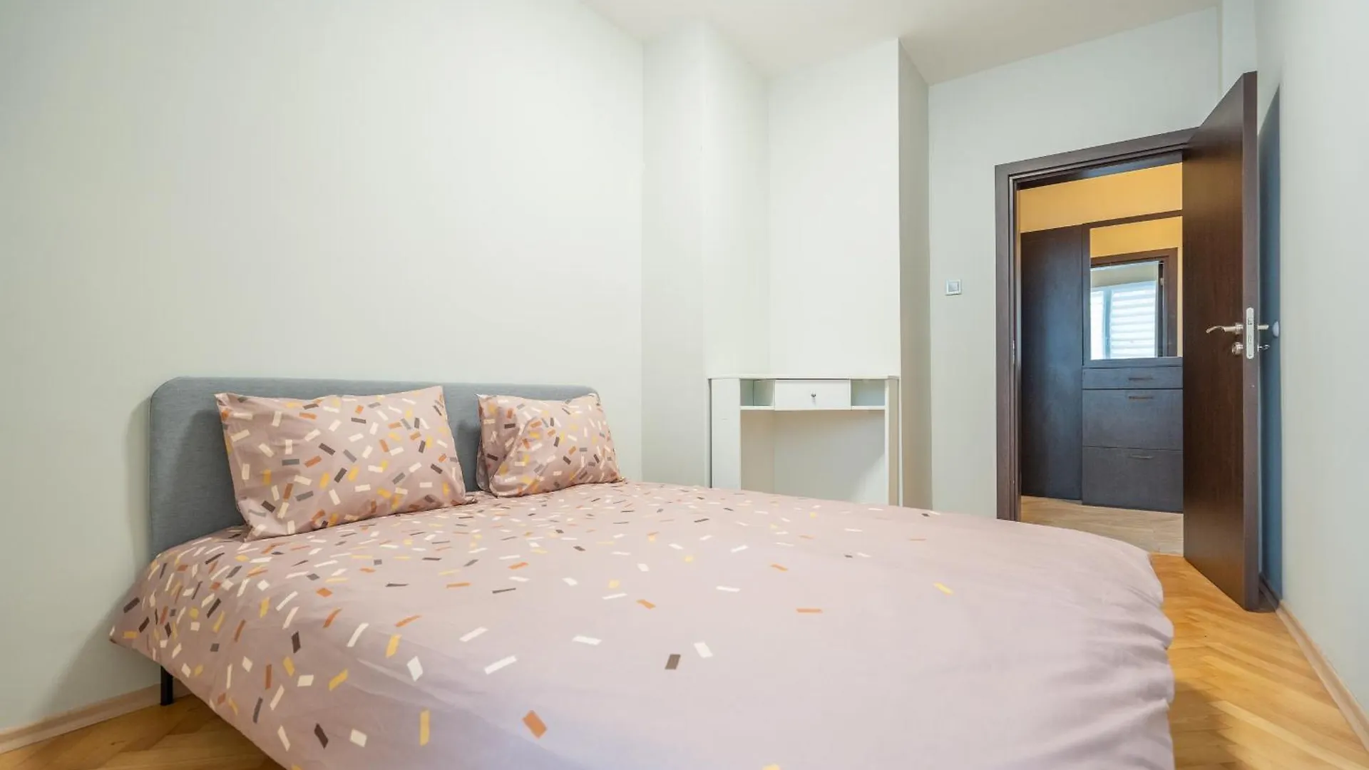 The Right Choice 10 Apartment Sofia